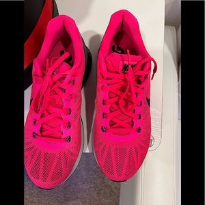 Nike Lunarglide 6 Road-Running Shoes - Women's